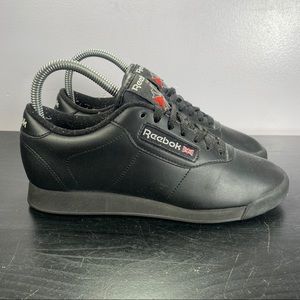 Reebok classics triple black sneakers